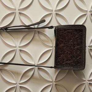 Trinity Ranch Concealed-Carry floral tooled crossbody bag NWOT